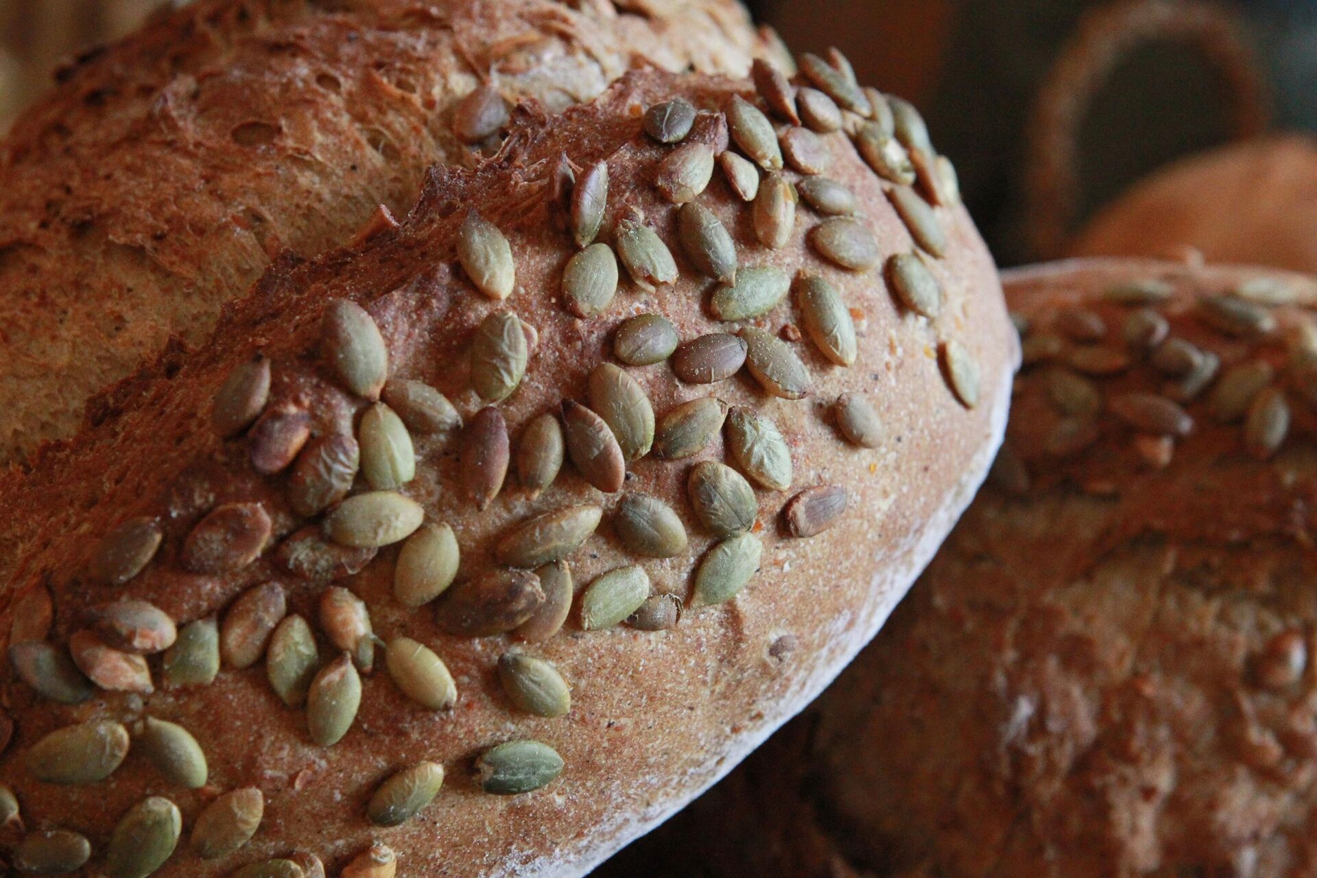 Как приготовить полезный хлеб дома