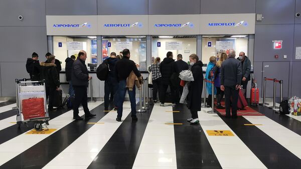 Стойка регистрации в аэропорту Шереметьево в Москве