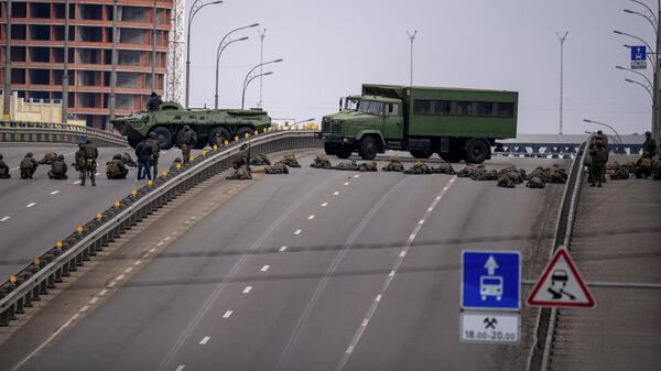 Украинские военные в Киеве. 25 февраля 2022