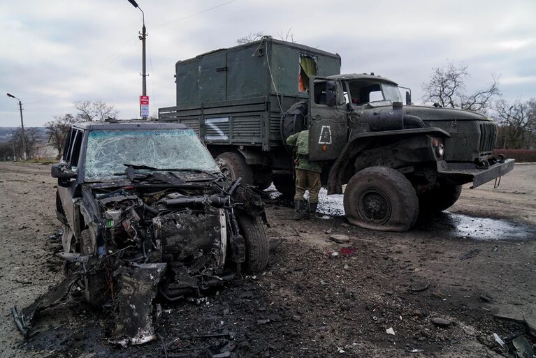 Сгоревшие автомобили в районе села Николаевка