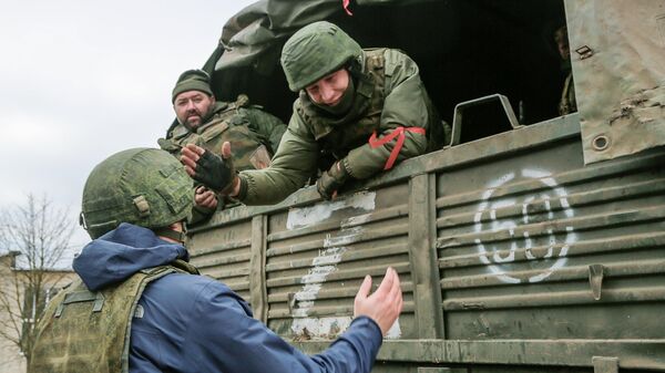 Бойцы Народной милиции Донецкой народной республики в селе Николаевка