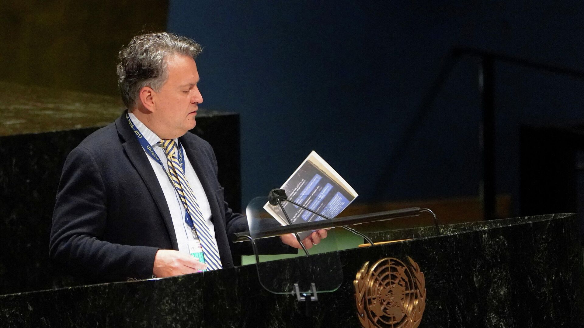Постпред Украины при ООН Сергей Кислица во время выступления в  Генеральной ассамблее, 28 февраля 2022 - РИА Новости, 1920, 01.03.2022