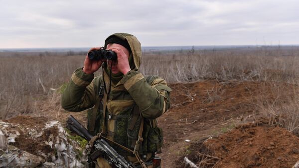Сотрудник народной милиции ДНР в Донецкой области