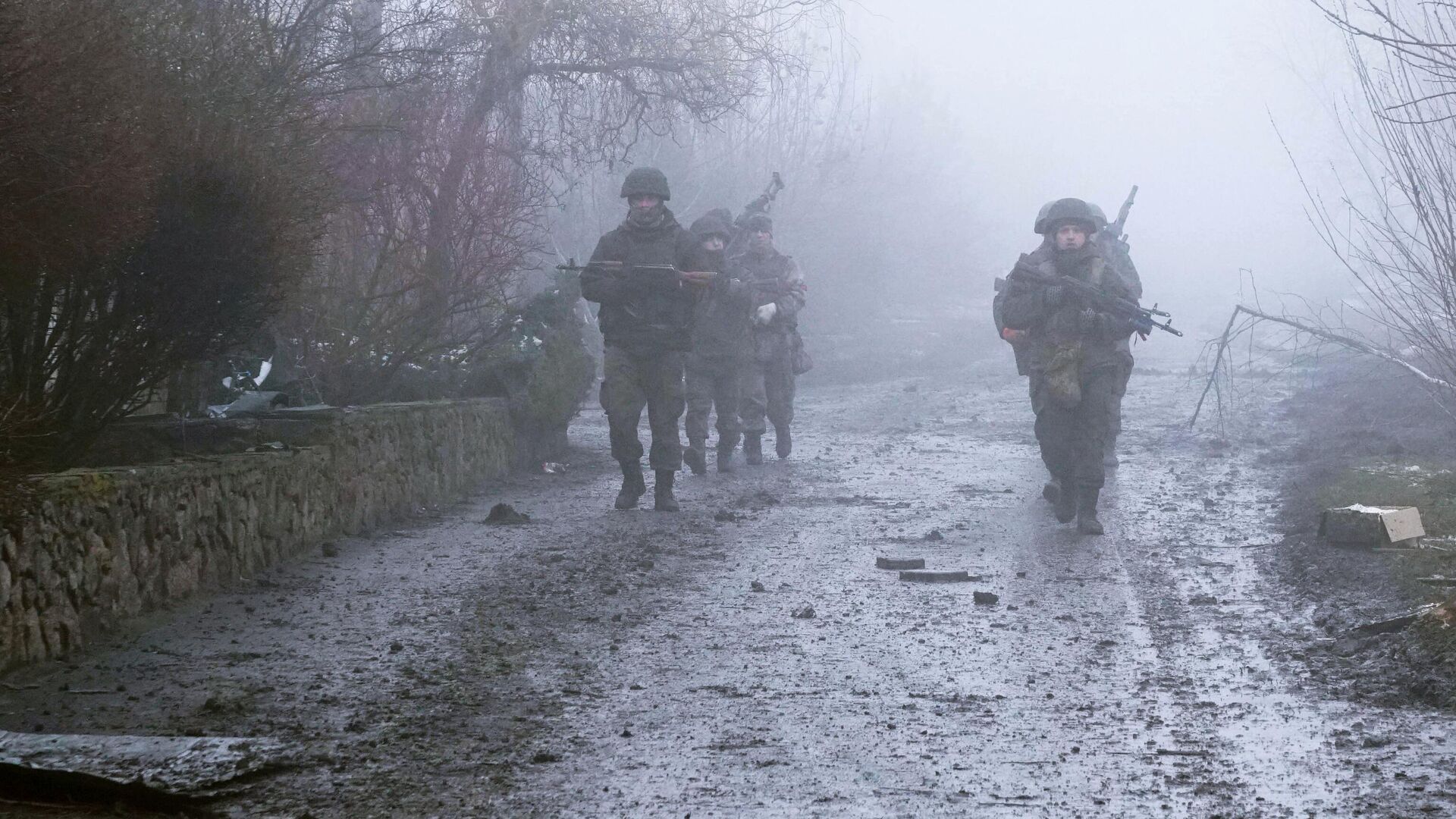 Военнослужащие народной милиции ДНР проводят зачистку Волновахи - РИА Новости, 1920, 04.03.2022