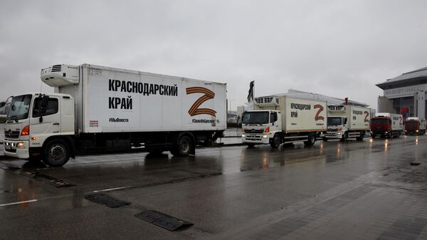Автоколонна с гуманитарным грузом выезжает из Краснодара. Архивное фото
