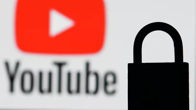 Логотип видеохостинга YouTube.