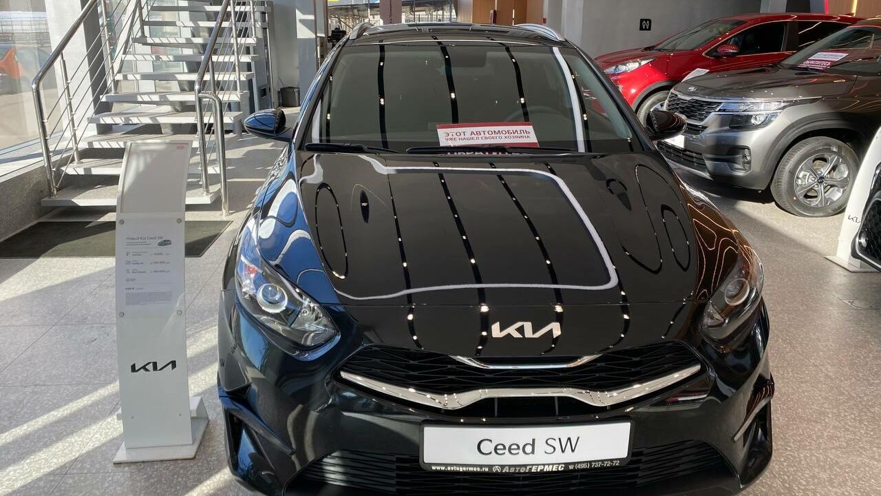 Kia Rio в автосалоне  - РИА Новости, 1920, 28.06.2025