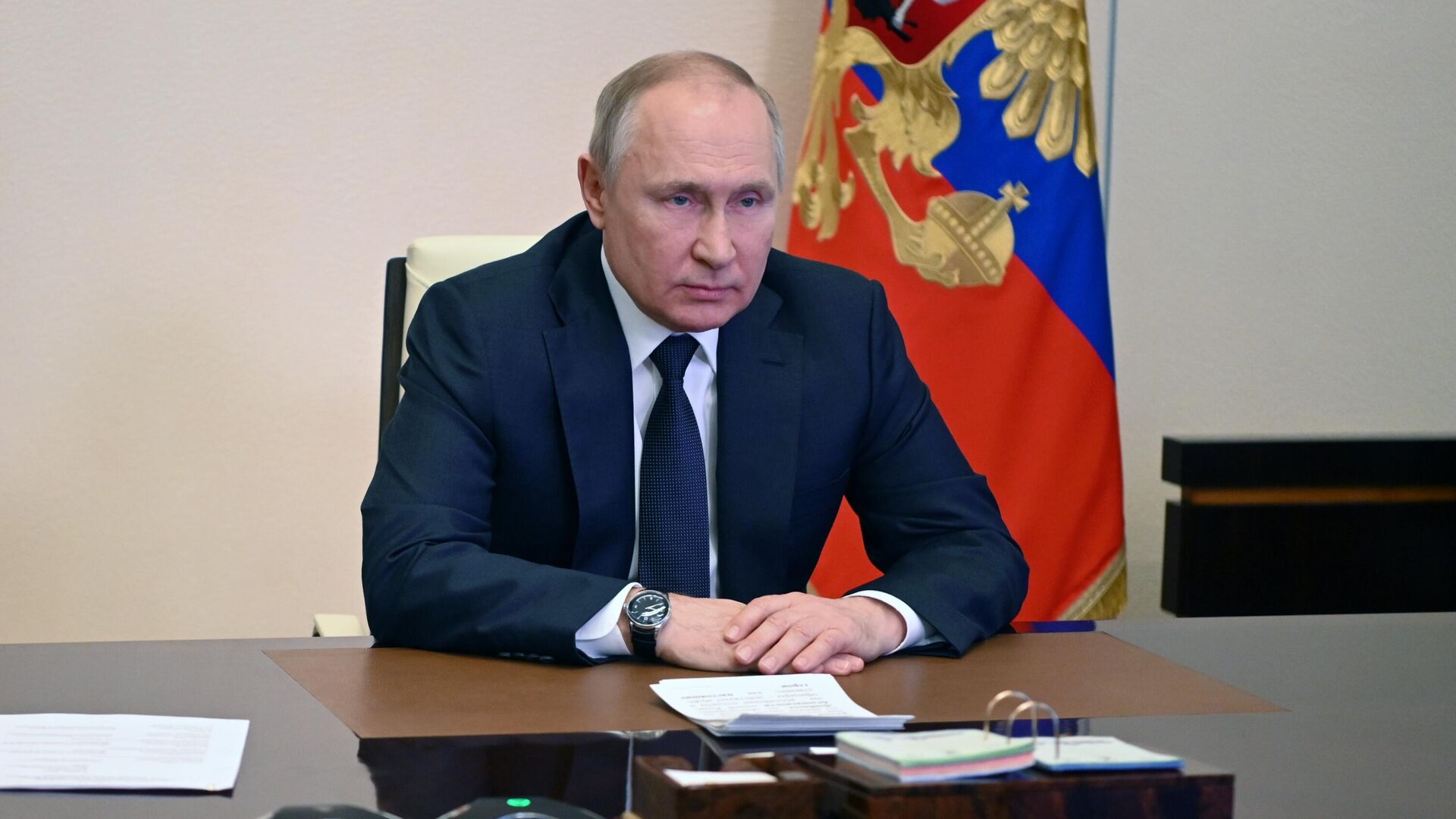 Президент России Владимир Путин во время оперативного совещания с постоянными членами Совета безопасности - РИА Новости, 1920, 05.03.2022