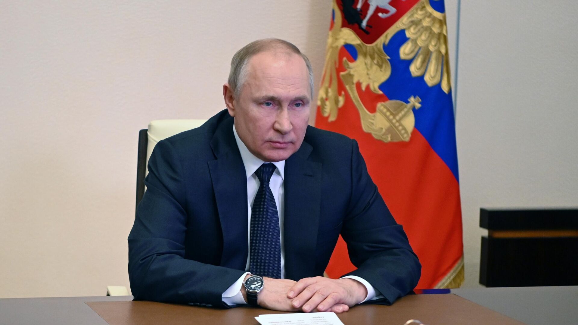 Президент России Владимир Путин во время оперативного совещания с постоянными членами Совета безопасности - РИА Новости, 1920, 05.03.2022
