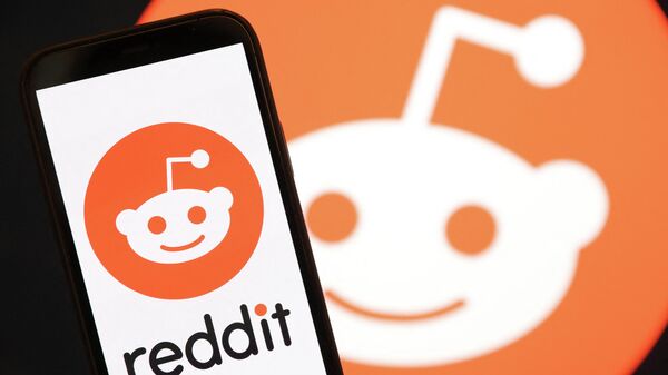 Reddit запретил публикации с ссылками на российские издания RT и Sputnik 