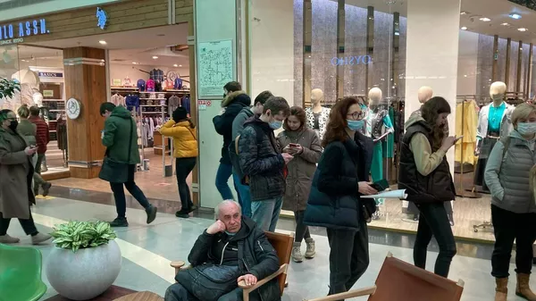 "Уважаемые покупатели! Ожидание в очереди три часа!": как закрылась ИКЕА в Химках "Уважаемые покупатели! Ожидание в очереди три часа!": как закрылась ИКЕА в Химках Новости Химок