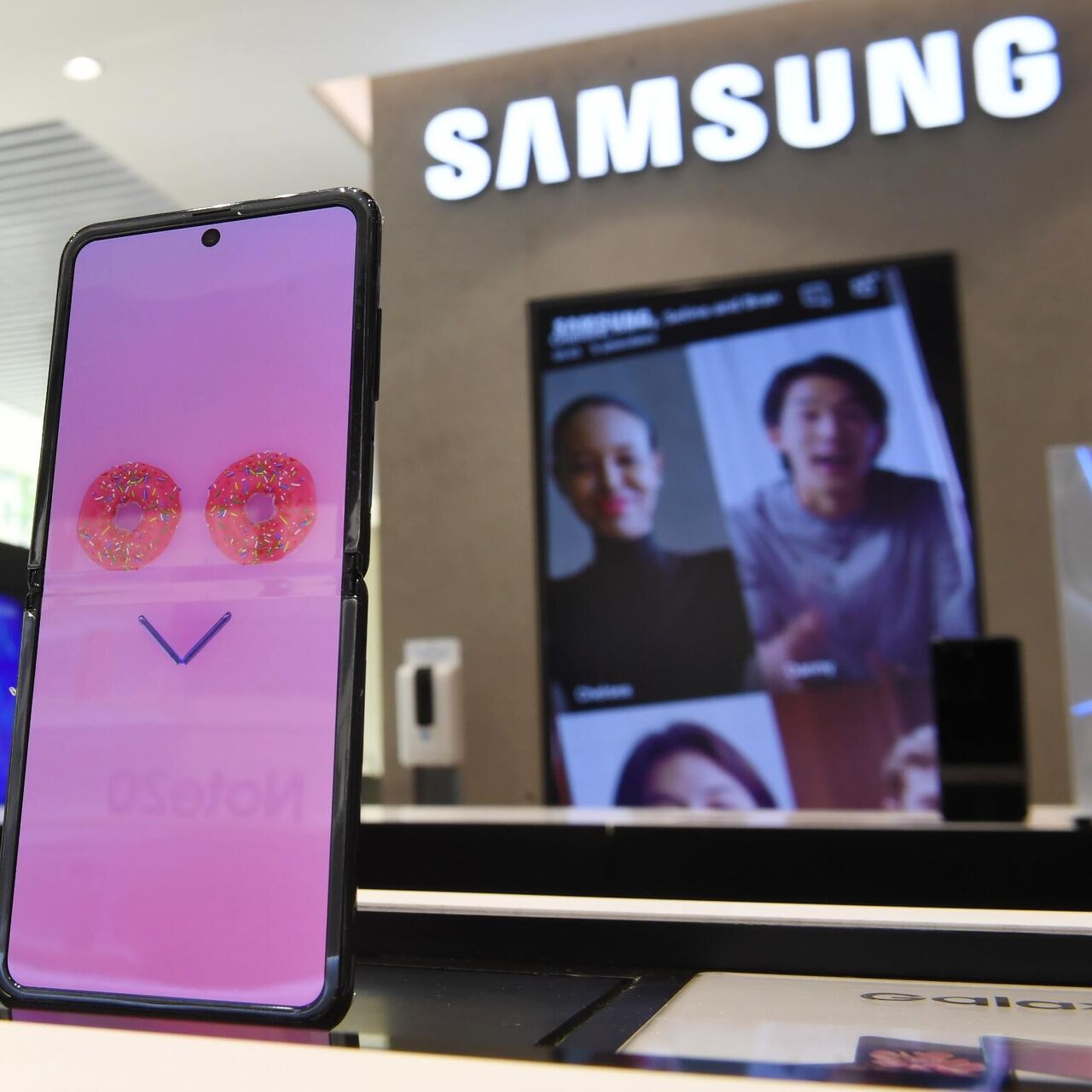 Верховный суд России подтвердил незаконность запрета смартфонов Samsung -  РИА Новости, 10.11.2022