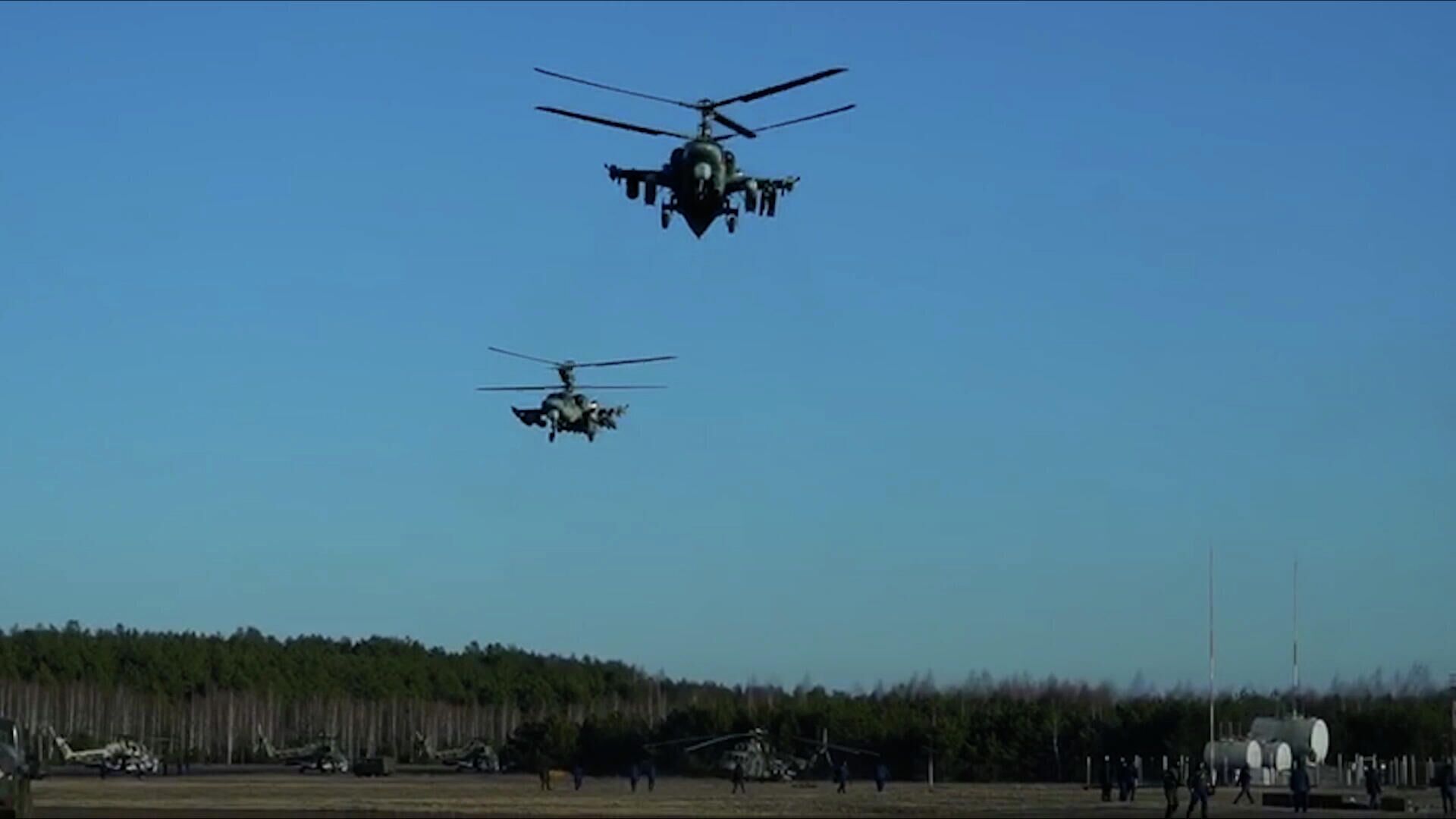Боевое применение вертолетов Ка-52 в рамках специальной военной операции на Украине - РИА Новости, 1920, 05.03.2022