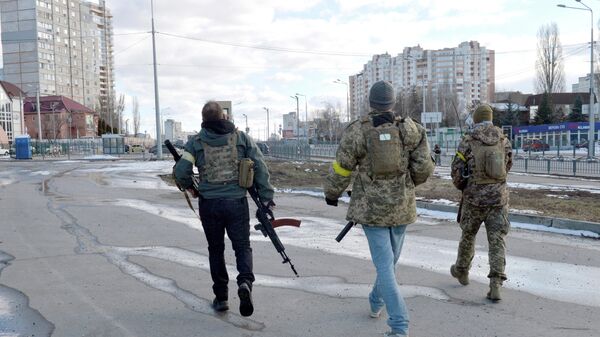 Участники сил территориальной обороны в Харькове