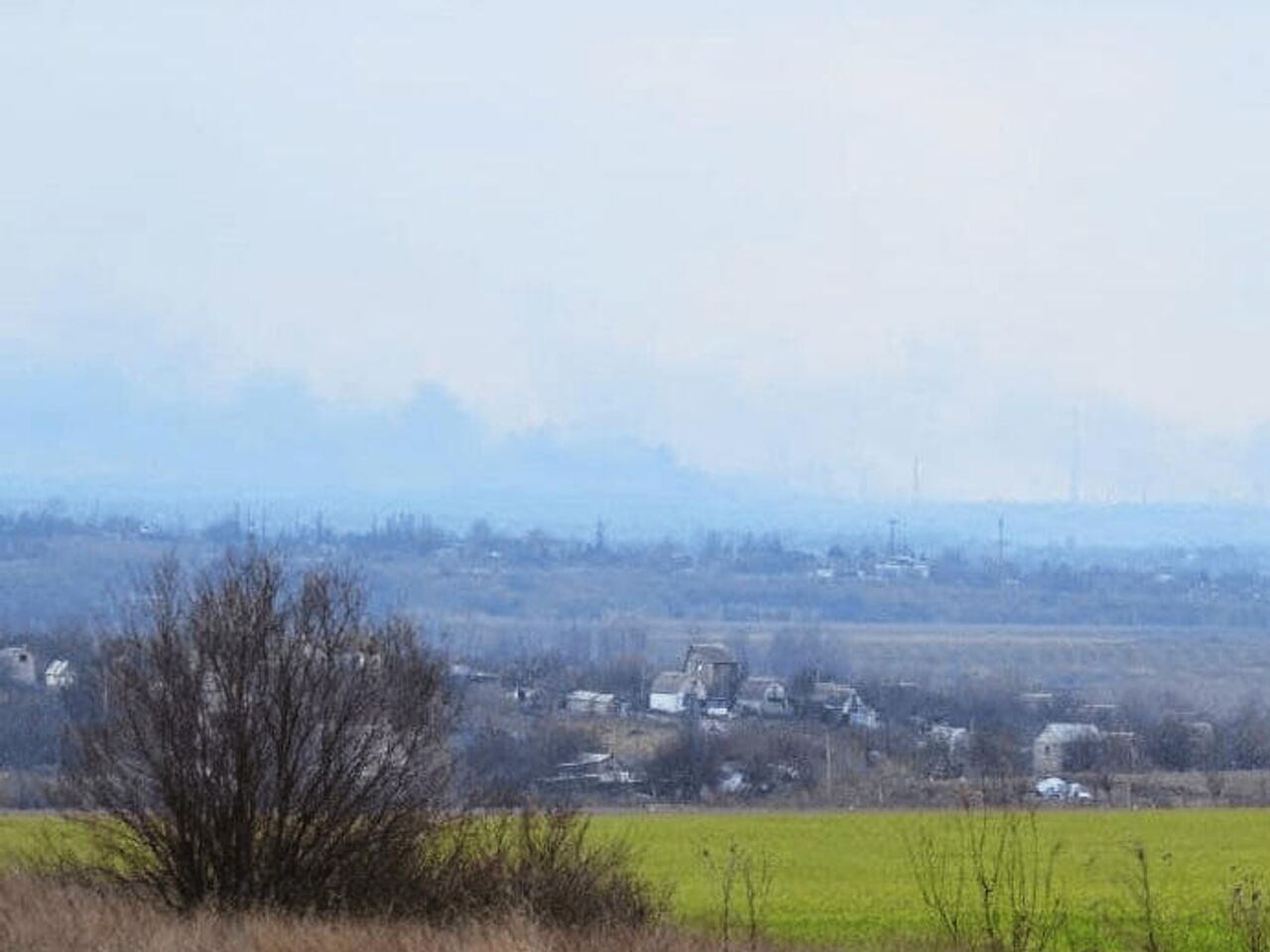 В районе Мариуполя прогремело несколько взрывов - РИА Новости, 05.03.2022