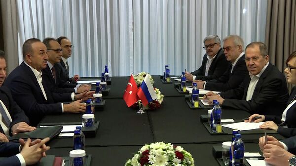 Сергей Лавров встретился  с главой МИД Турции в Анталье