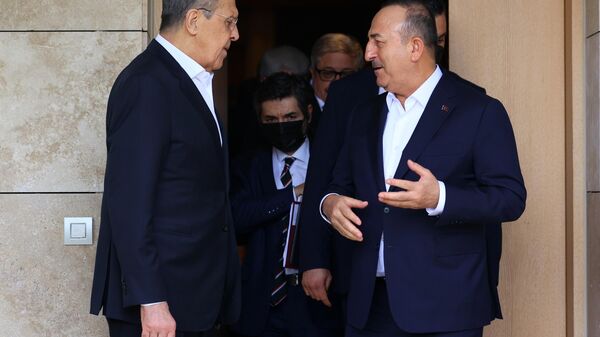 LIVE: Итоги трехсторонних переговоров в Турции