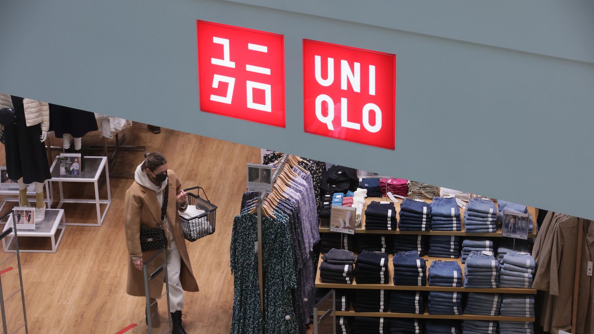 Магазин Uniqlo в торговом центре в Москве - РИА Новости, 1920, 02.08.2022