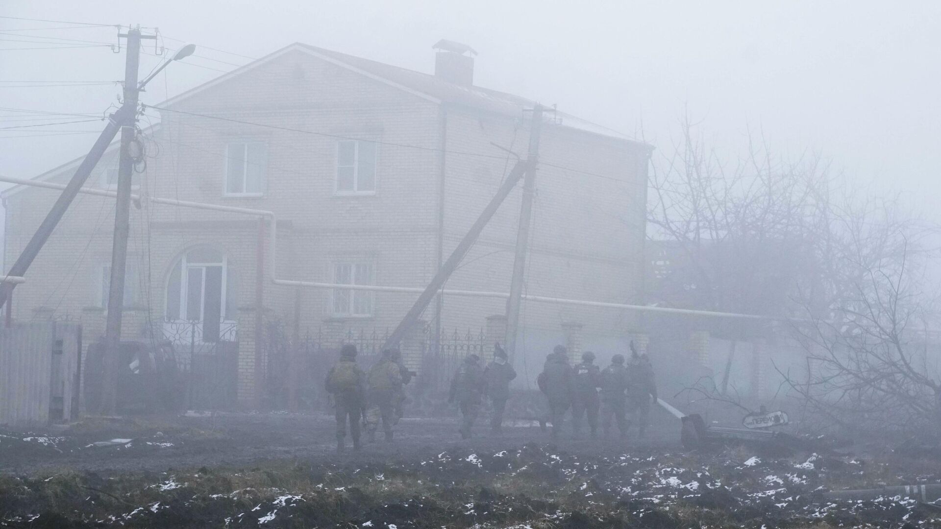 Военнослужащие народной милиции ДНР проводят зачистку Волновахи - РИА Новости, 1920, 11.03.2022