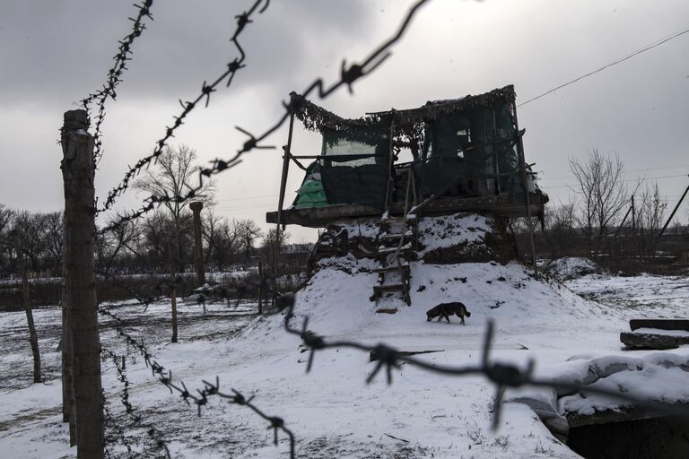 Территория бывшего колбасного завода, в котором была создана нелегальная тюрьма нацбатальона Айдар, в селе Половинкино Старобельского района Луганской народной республики