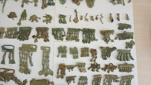 Коллекция археологических находок, изъятая у черных копателей во владимирской области