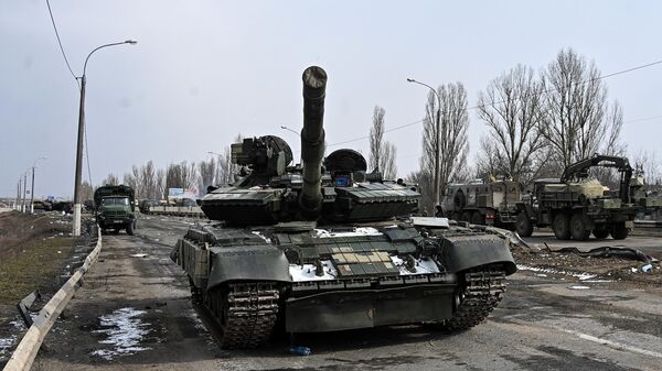 Танк Т-64, брошенный Вооруженными силами Украины в Херсонской области