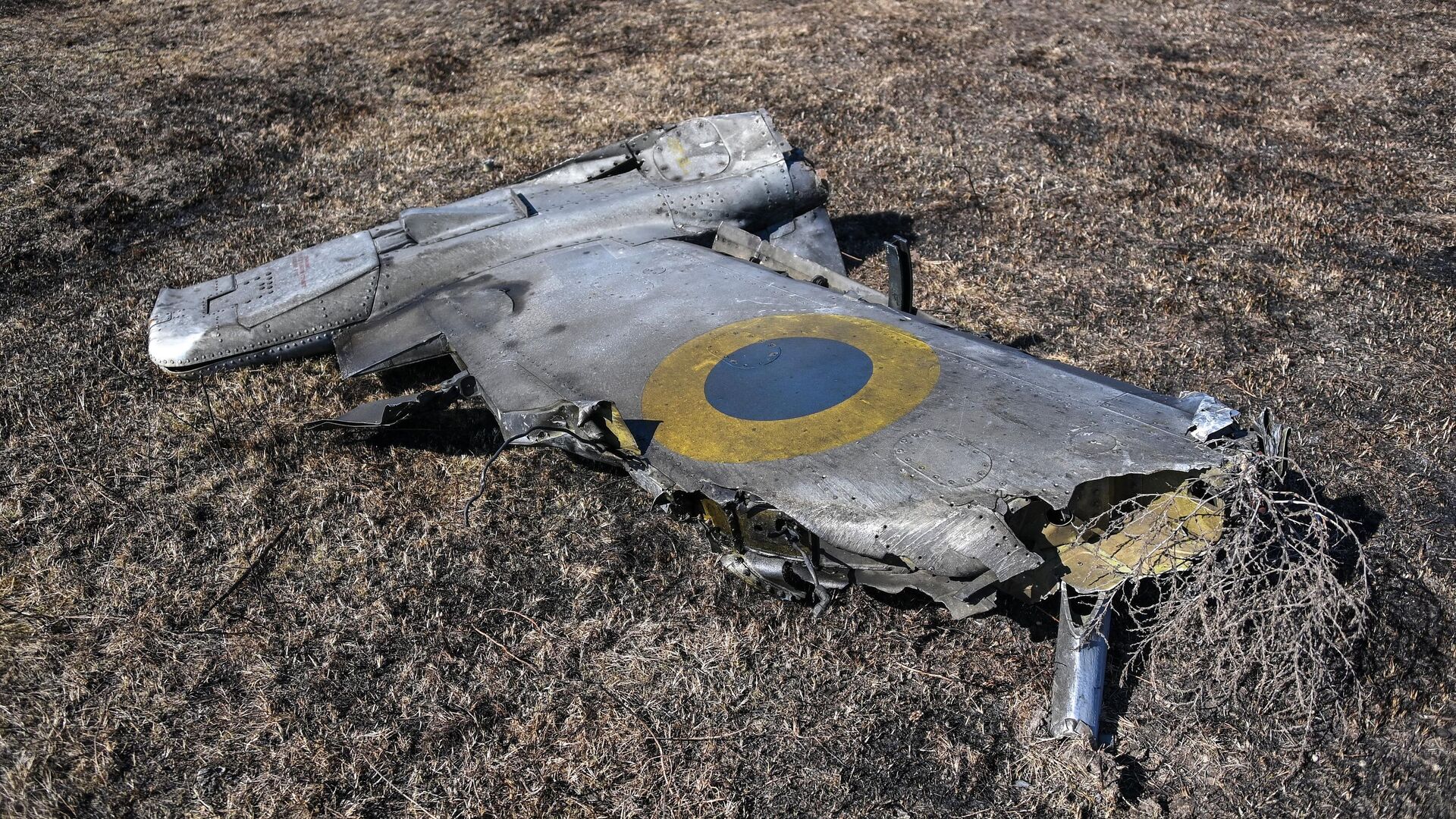 Обломок сбитого украинского штурмовика Су-25 - РИА Новости, 1920, 07.12.2023