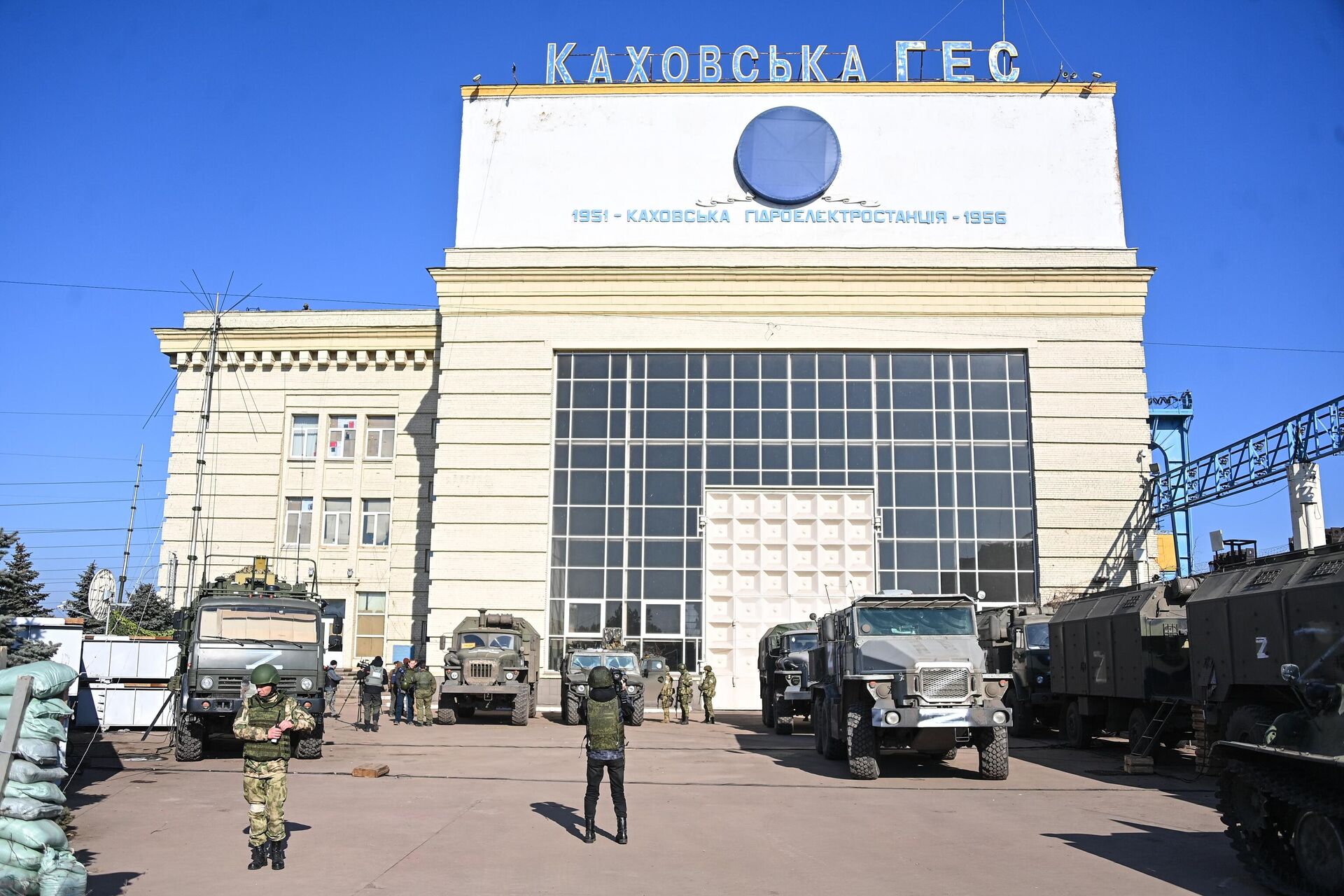 Каховская ГЭС в Новой Каховке под контролем Росгвардии - РИА Новости, 1920, 16.03.2022