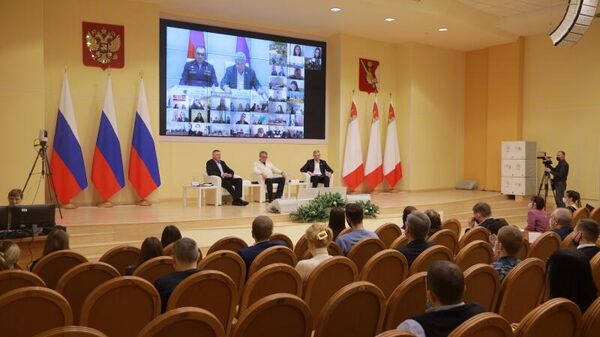 Заседание Молодежного дискуссионного клуба Вологодской области