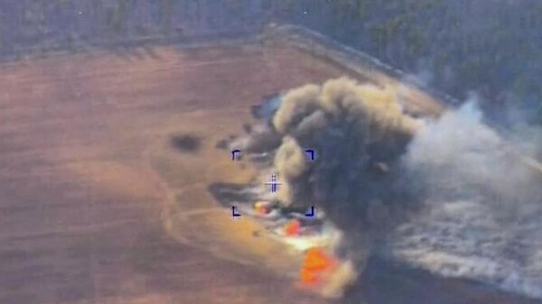 Кадры уничтожения артиллерийской батареи ВСУ