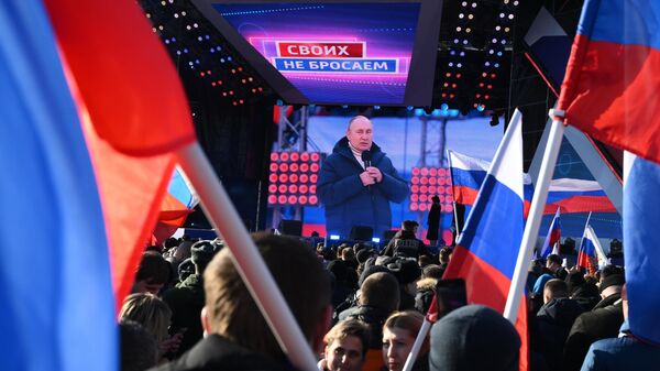 Трансляция выступления президента РФ Владимира Путина на митинге-концерте, посвященном воссоединению Крыма с Россией