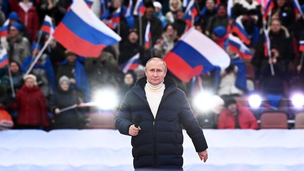 Президент РФ Владимир Путин на митинге-концерте в Лужниках, посвященном воссоединению Крыма с Россией