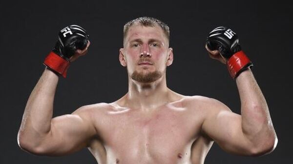 Тяжеловес UFC Александр Волков 