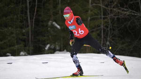 Лыжник Лекомцев выиграл спринт на играх паралимпийцев "Мы вместе. Спорт"