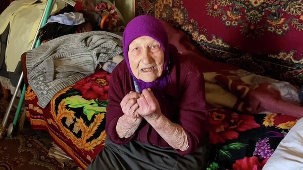 Пережившие гитлеровскую оккупацию пенсионеры, рассказали об обстрелах Донбасса 
