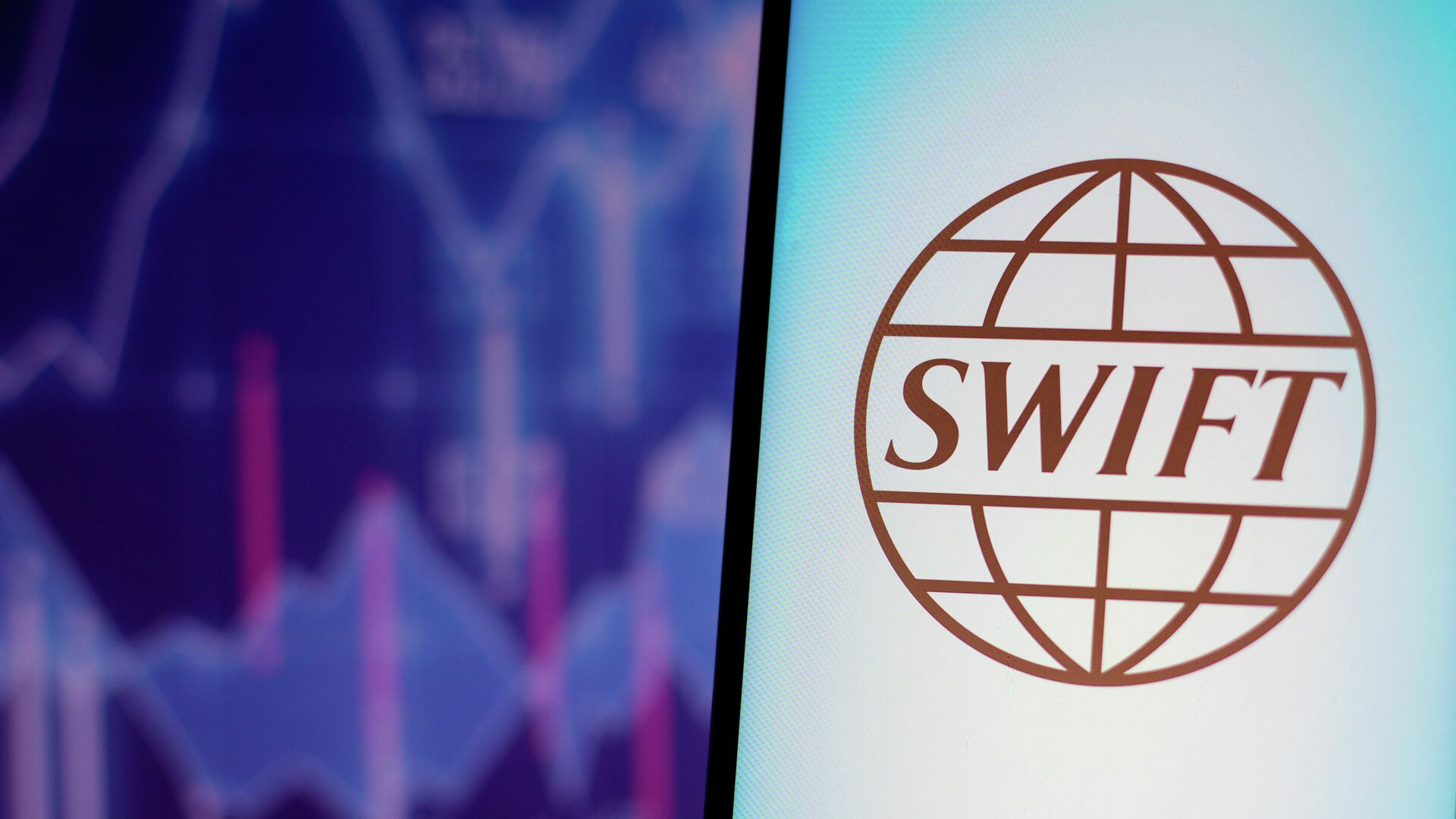 Что такое SWIFT (СВИФТ) простыми словами: в чем суть и как работает в России