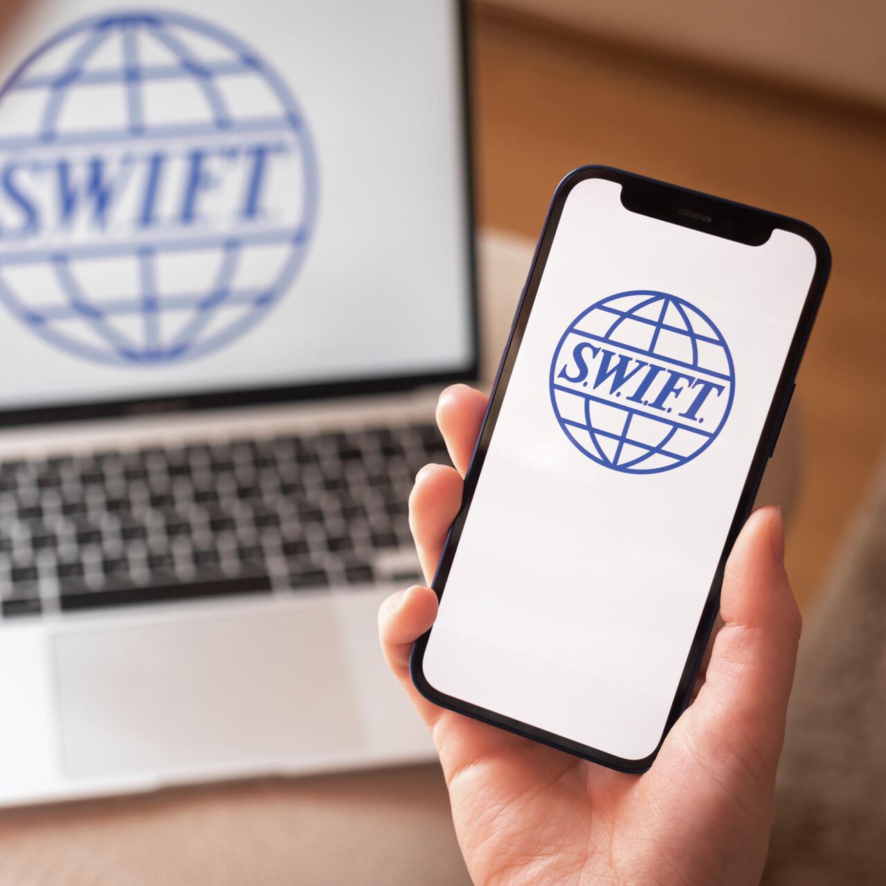 Что такое SWIFT (СВИФТ) простыми словами: в чем суть и как работает в России