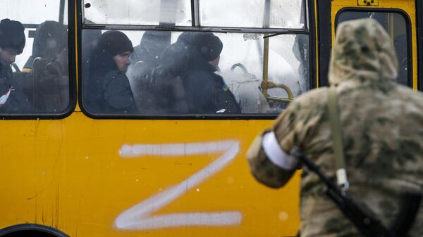 Автобус с украинскими военнопленными