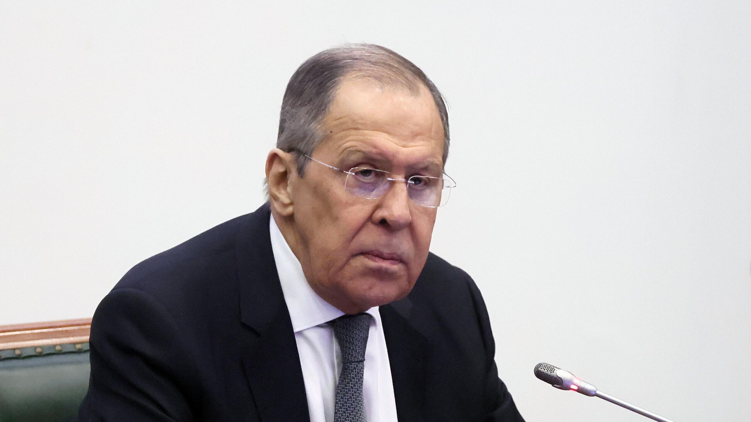 главы запада