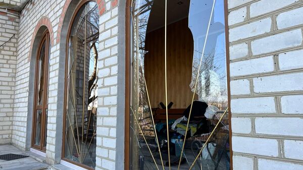 Последствия взрыва снаряда в селе Журавлевка Белгородской области