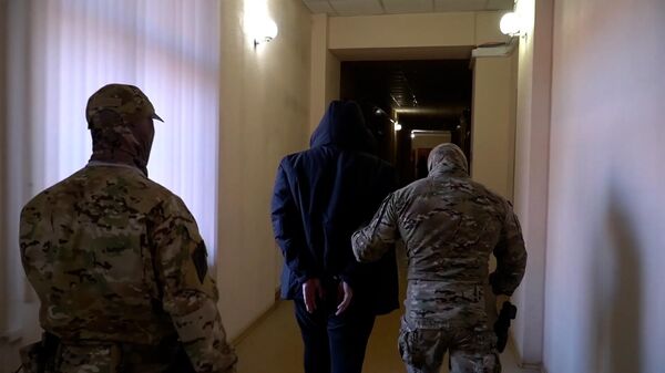 Задержание жителя Хабаровска, подозреваемого в госизмене. Кадры ФСБ