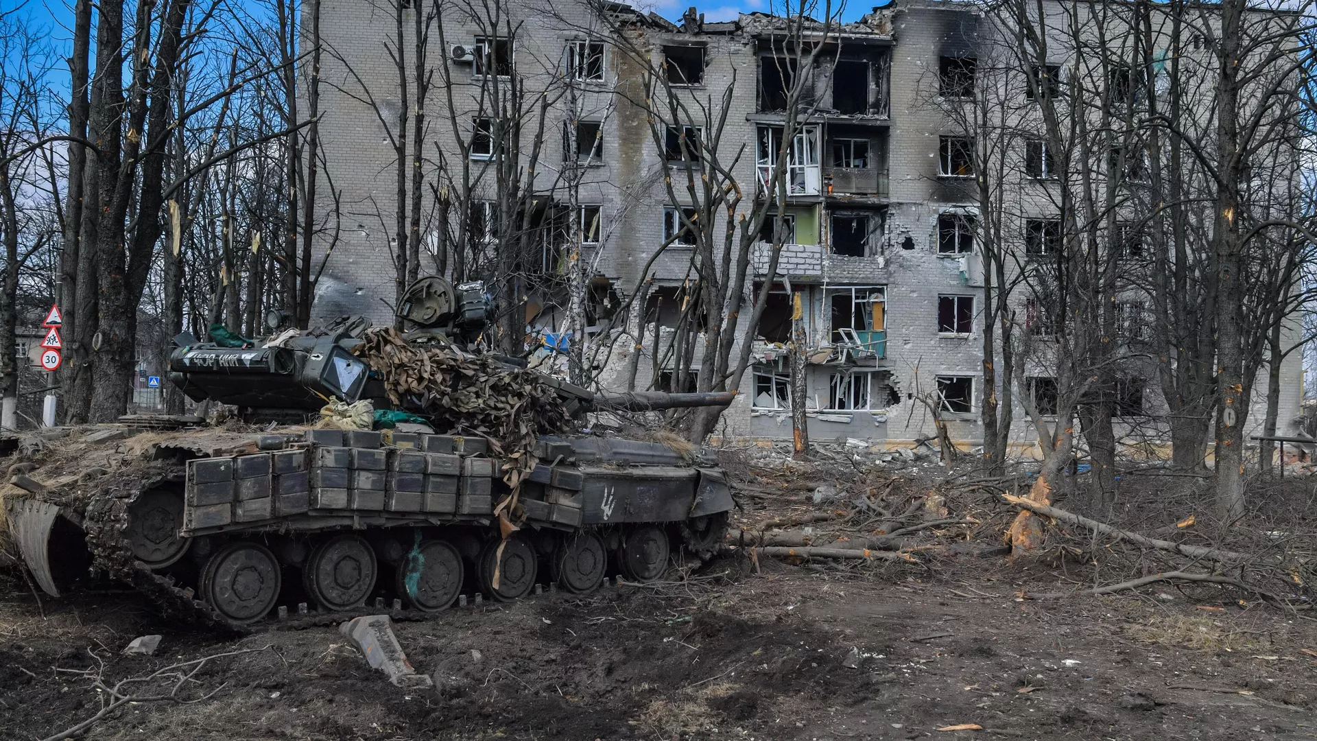 Уништен украински тенк во Волноваха Уништен украински тенк во Волноваха - РИА Новости, 1920 година, 06.10.2022 година