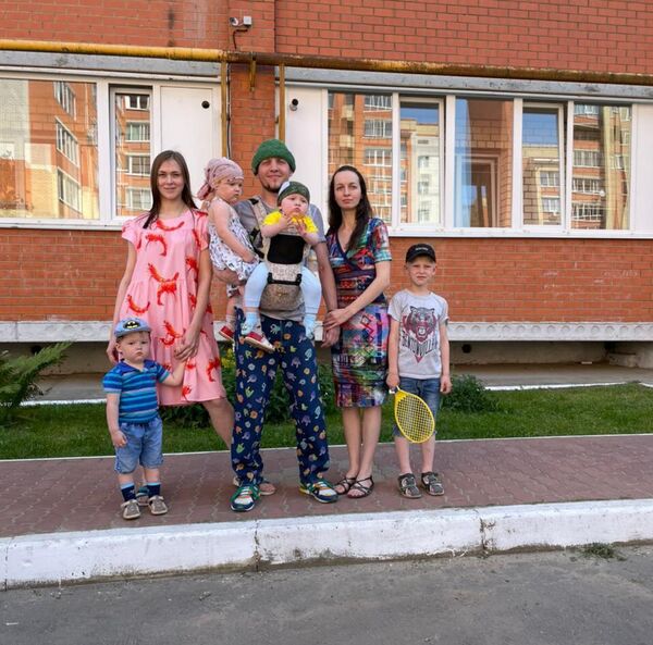Большая семья Сергея Дудина Большая семья Сергея Дудина