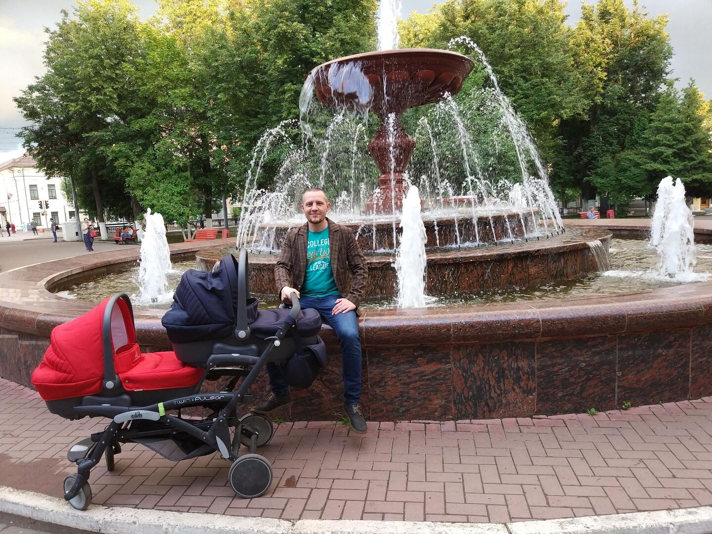 Сергей Дудин с двойней Сергей Дудин с двойней