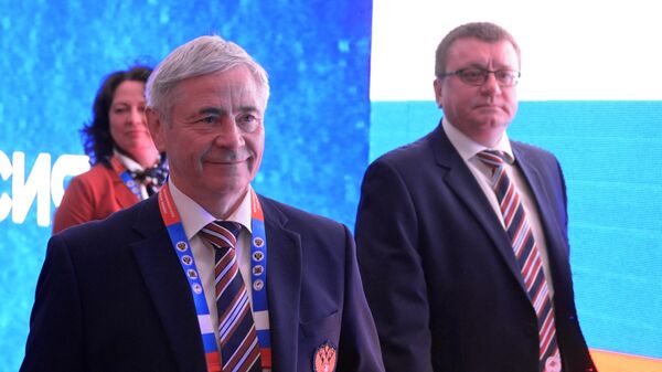 Президент Паралимпийского комитета России Павел Рожков (слева) 
