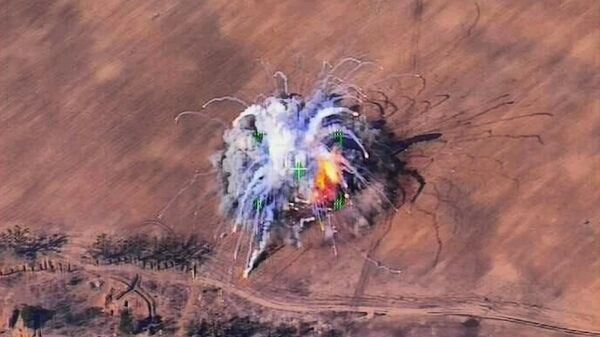 Уничтожение украинского ЗРК Бук ударом ракеты Искандер. Видео Минобороны РФ