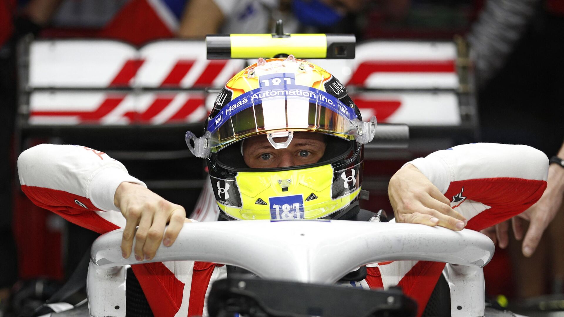 Мик Шумахер обратился к болельщикам после аварии в квалификации ГП Саудовской Аравии