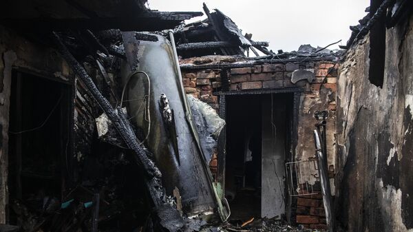 Дом в городе Ровеньки Луганской народной республики, разрушенный в результате попадания украинской ракеты Точка-У