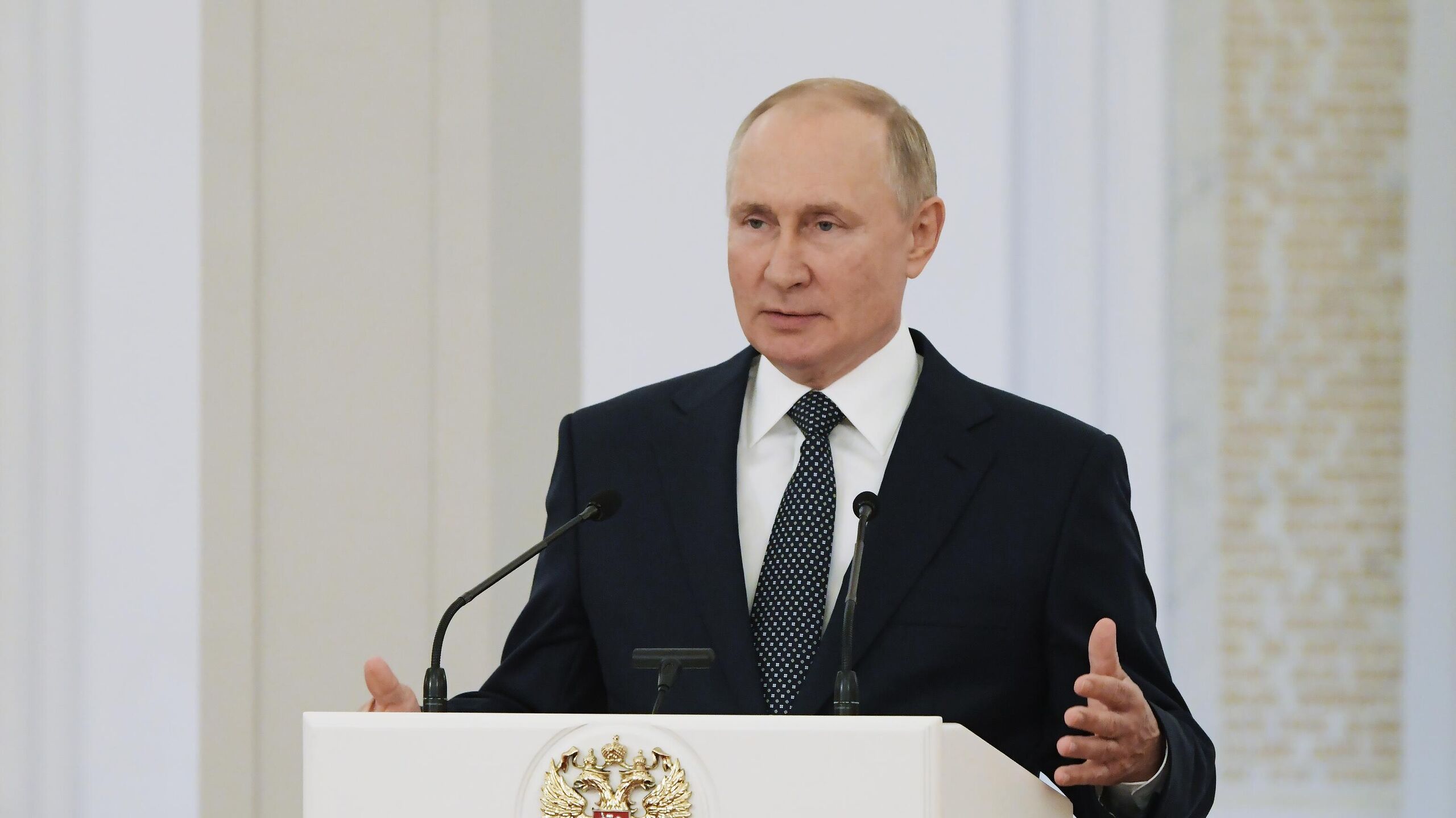 Lebih dari 80% orang Rusia mempercayai Putin, menurut jajak pendapat