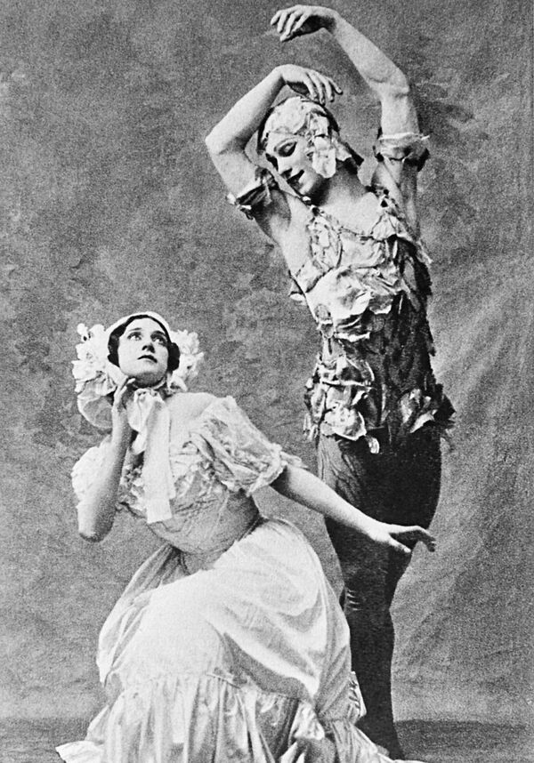Артисты русского балета Вацлав Нижинский и Тамара Карсавина в балете Видение розы